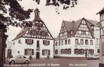 Altes_Rathaus_historisch.jpeg